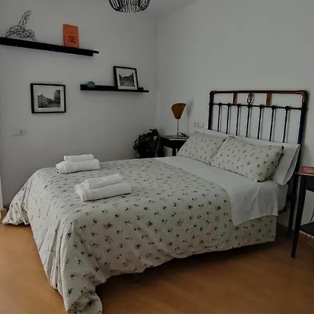 La Casa De * Fuentetoba