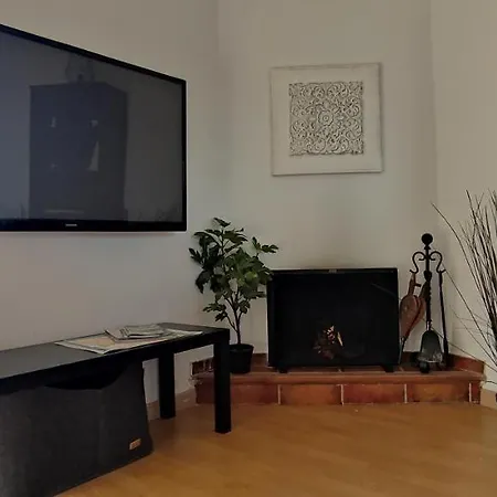 La Casa De * Fuentetoba