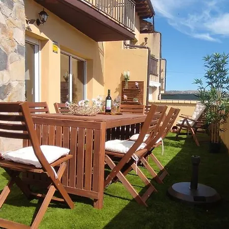 La Casa De Fuentetoba Hébergement de vacances