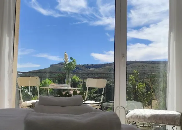 La Casa De Fuentetoba * Σορία